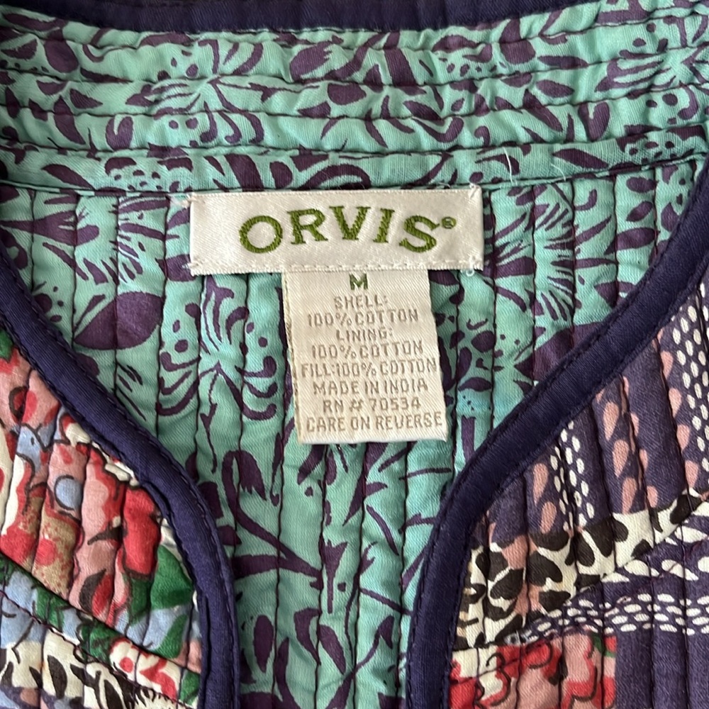 Orvis Women's REVERSIBLE quilted vest, size M, 2 patterns, mini print & patches - Picture 13 of 14